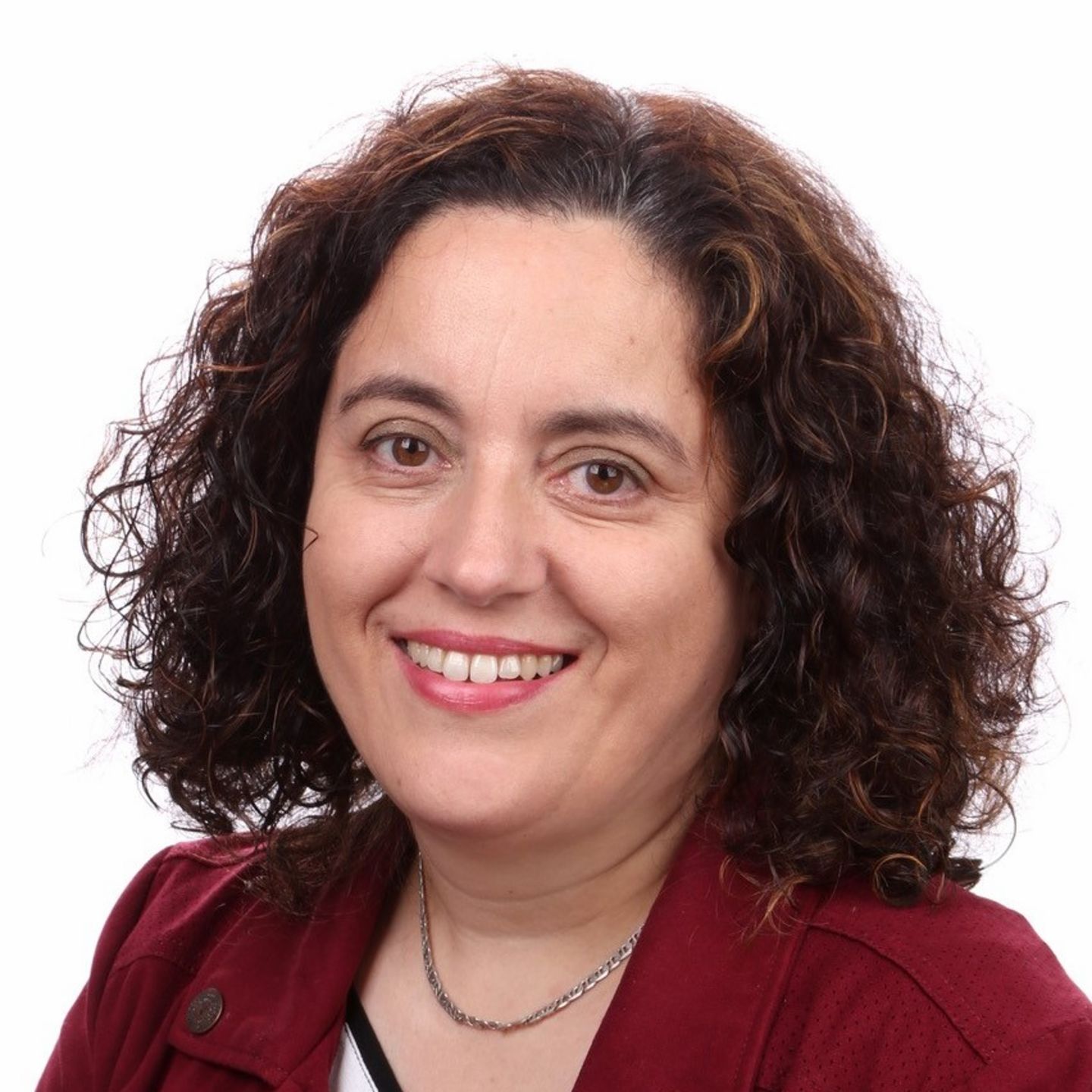 Maria Carmen Vinseiro, Cross-Border Partner Management & Collection Specialist at EOS Switzerland A portrait photo shows Maria Carmen Vinseiro, Cross-Border Partner Management & Collection Specialist at EOS Switzerland